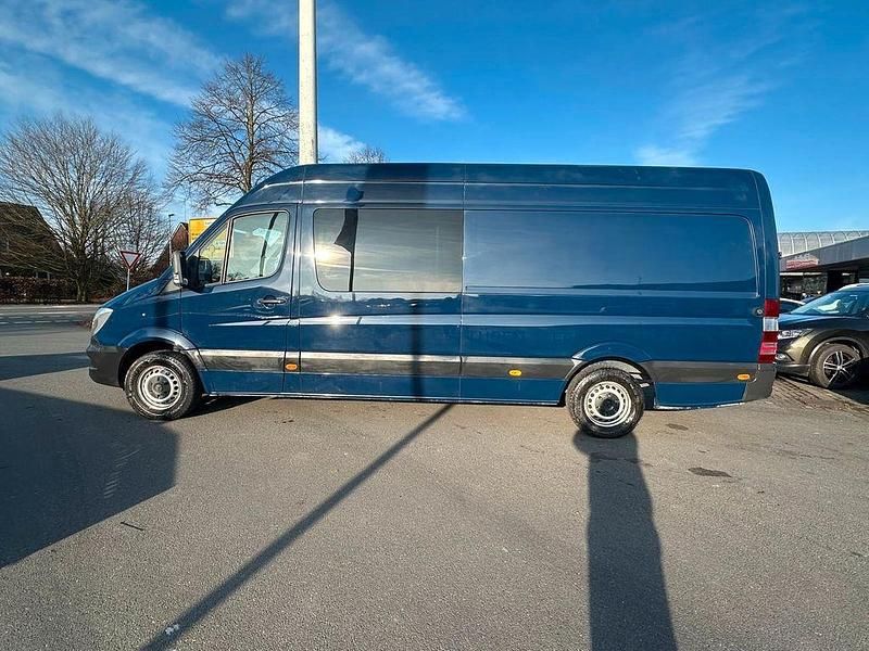 Gebraucht Mercedes 316 163 PS (119 kW) 2018 Blau Van