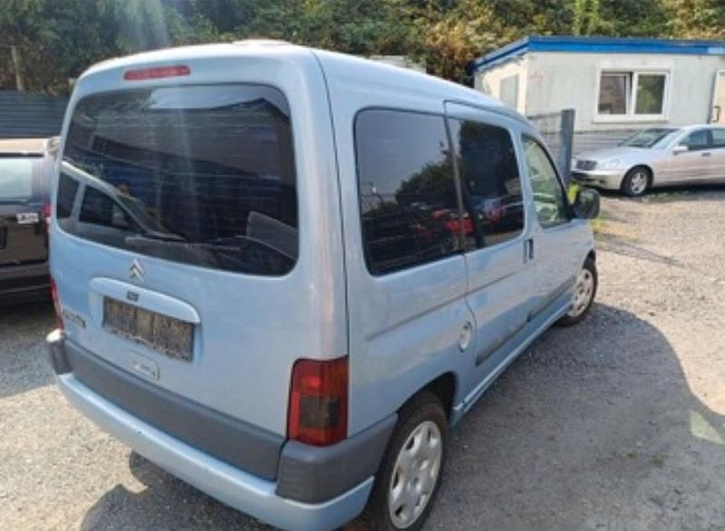 Gebraucht Citroën Berlingo 110 PS (80 kW) 2001 Blau Van / Kleinbus