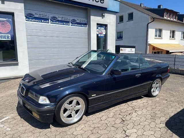 Schwarz Gebraucht 1999 BMW 320 Cabriolet Cabrio | 9.950 € (Fairer Preis) - Bild 1/4