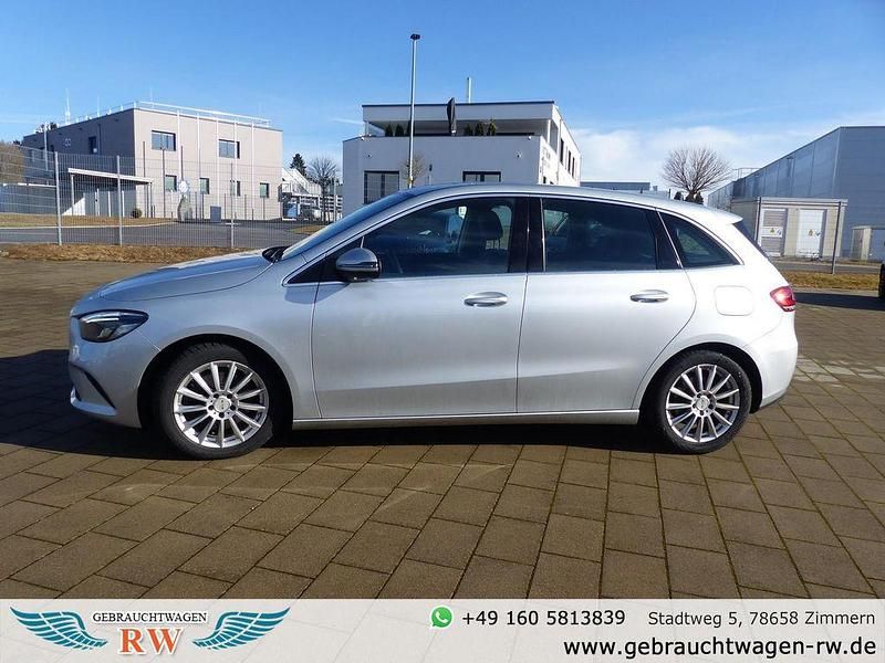 Gebraucht Mercedes B220 190 PS (139 kW) 2019 Silber Van / Kleinbus