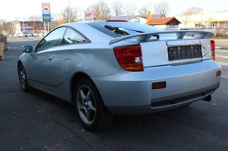 Gebraucht Toyota Celica 143 PS (105 kW) 2002 Silber Coupé