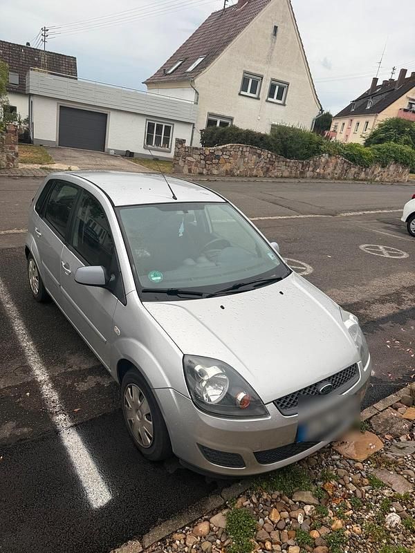 Gebraucht 2008 Ford Fiesta Kleinwagen | 550 € (Superpreis) - Bild 1/4
