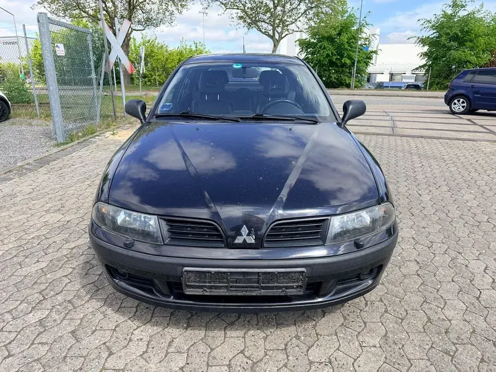 Gebraucht Mitsubishi Carisma 125 PS (91 kW) 2003 Schwarz Limousine