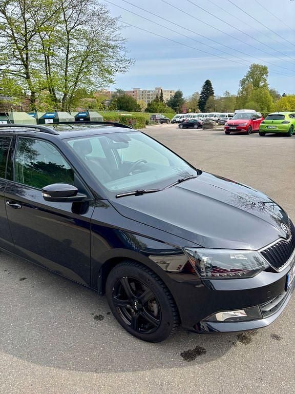 Gebraucht Skoda Fabia 110 PS (80 kW) 2015 Schwarz Kombi