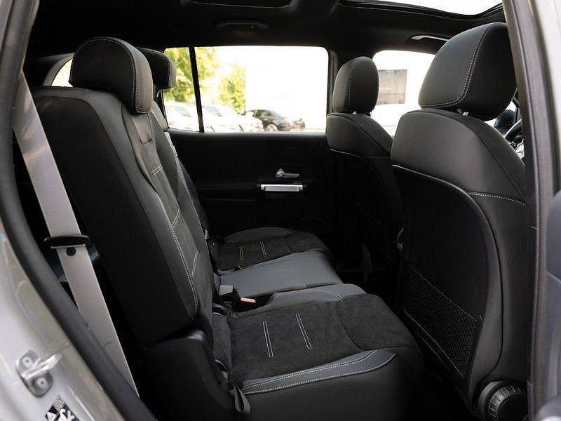 Gebraucht Mercedes GLB220 AMG 190 PS (139 kW) 2025 Grau manufaktur lack manufaktu SUV