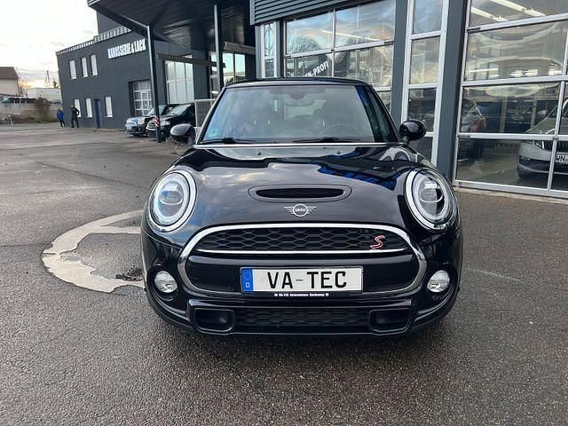 Gebraucht Mini Cooper S Coupé 192 PS (141 kW) 2019 Midnight black metallic Coupé
