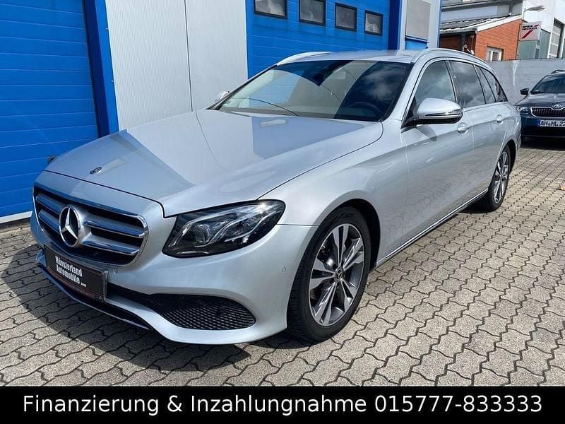 Usata Mercedes E220 194 CV (142 kW) 2017 Argento Berlina