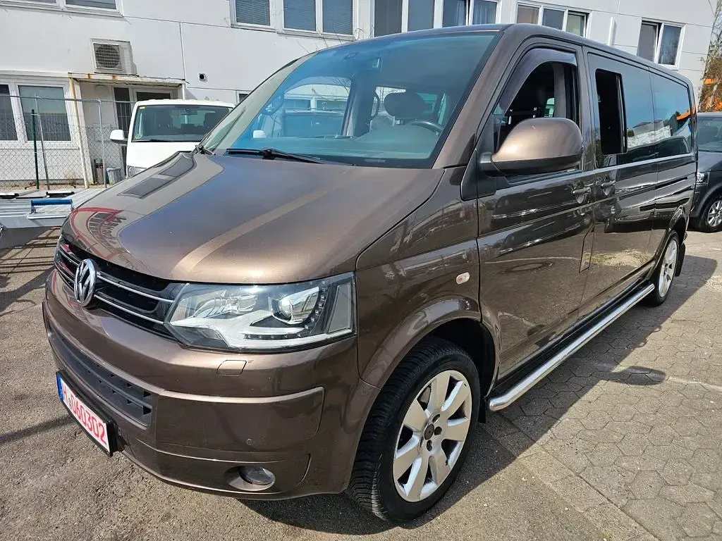 Second-hand VW Caravelle 140 CP (102 kW) 2012 Maro Van