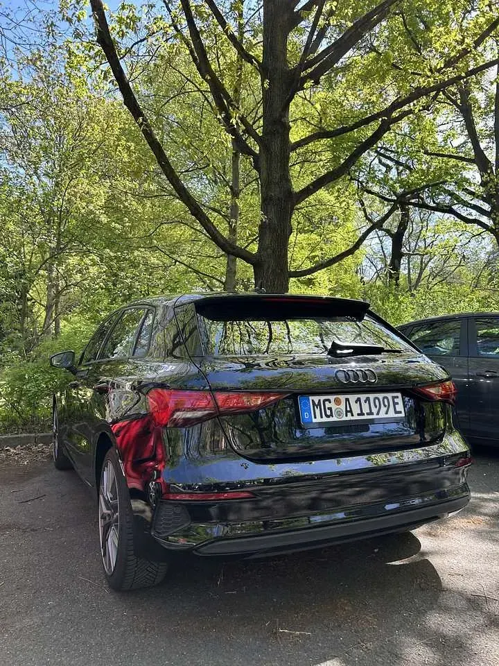 Second-hand Audi A3 S-Line 150 CP (110 kW) 2021 Berlinǎ