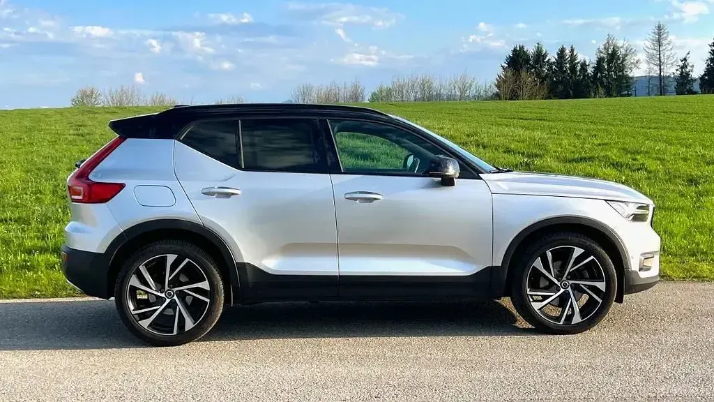 Gebraucht Volvo XC40 R-Design 190 PS (139 kW) 2018 Silber SUV