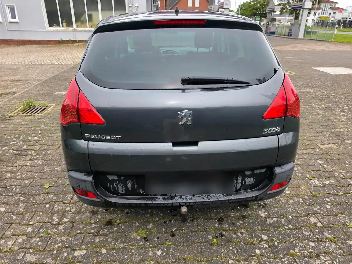 Gebraucht Peugeot 3008 156 PS (114 kW) 2012 Grau Kombi