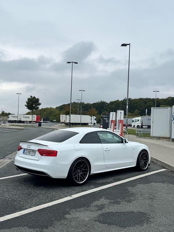 Gebraucht Audi A5 S-Line 170 PS (125 kW) 2012 Weiß Coupé