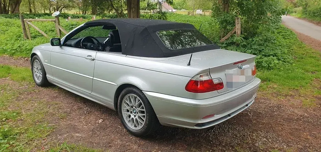 Gebraucht BMW 325 Cabriolet 192 PS (141 kW) 2001 Silber Cabrio