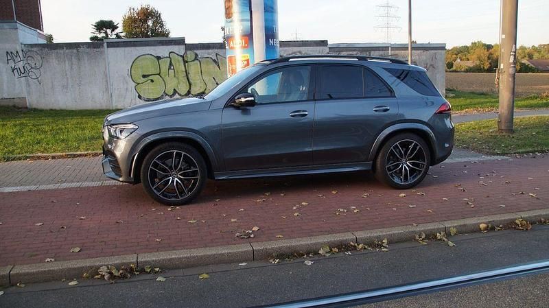 Gebraucht Mercedes GLE400 330 PS (242 kW) 2023 Grau SUV