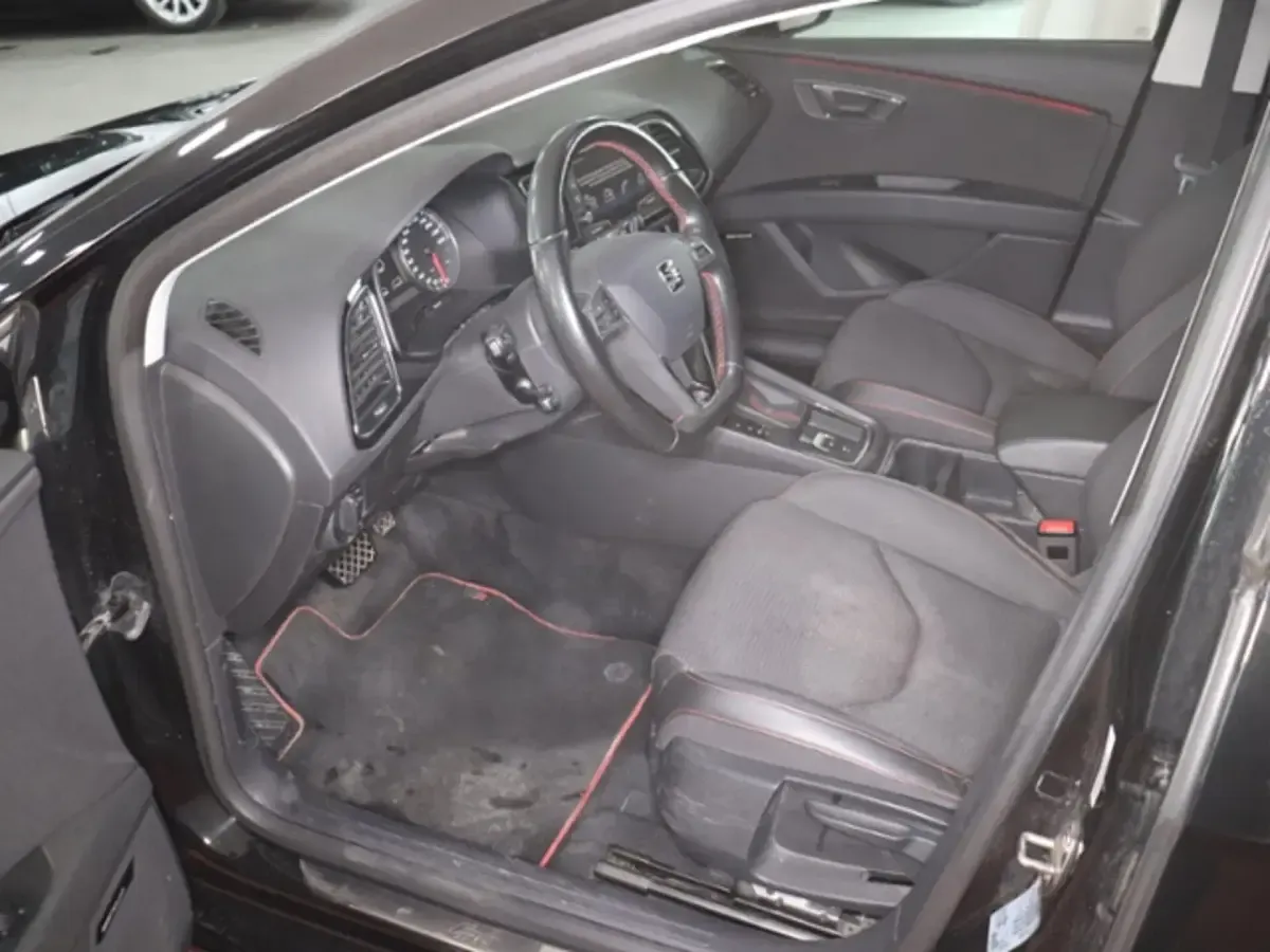 Gebraucht Seat Leon FR 184 PS (135 kW) 2017 Schwarz Limousine
