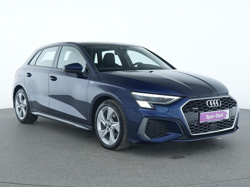 Używany Audi A3 S-Line 200 KM (147 kW) 2022 Niebieski Sedan/Limuzyna