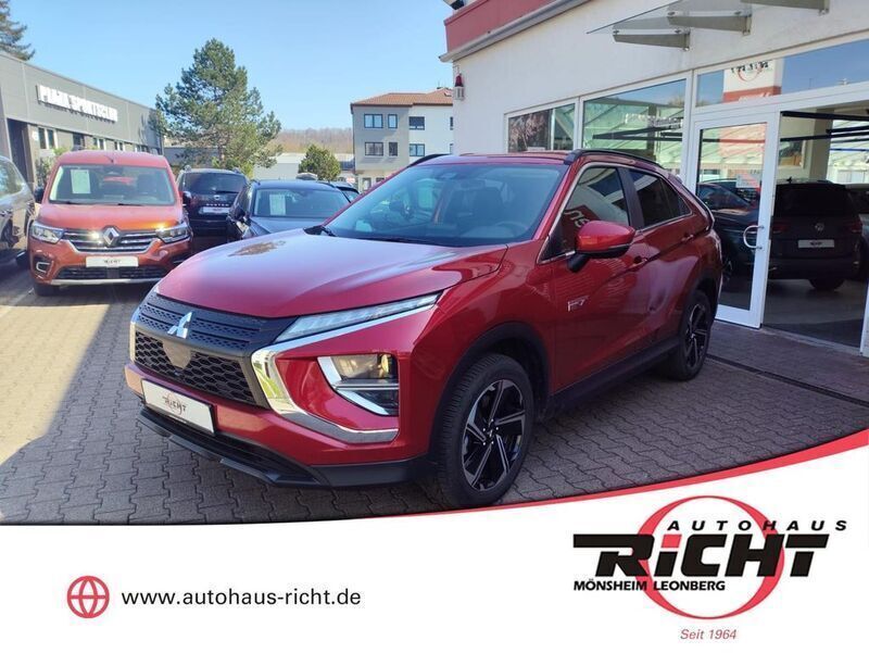 Rot Gebraucht 2022 Mitsubishi Eclipse Cross SUV | 16.580 € (Superpreis) - Bild 1/4