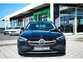 Gebraucht Mercedes C220 200 PS (147 kW) 2023 Schwarz  unilack Kombi