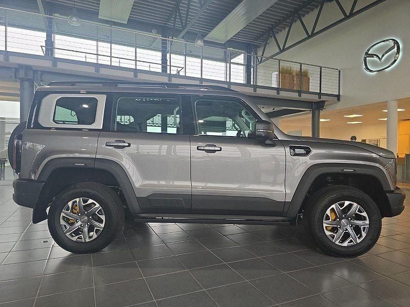 Neu Baic BJ40 234 PS (172 kW) 2026 Grau SUV