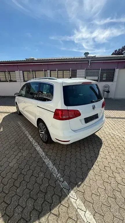 Gebraucht VW Sharan 177 PS (130 kW) 2015 Weiß Van / Kleinbus