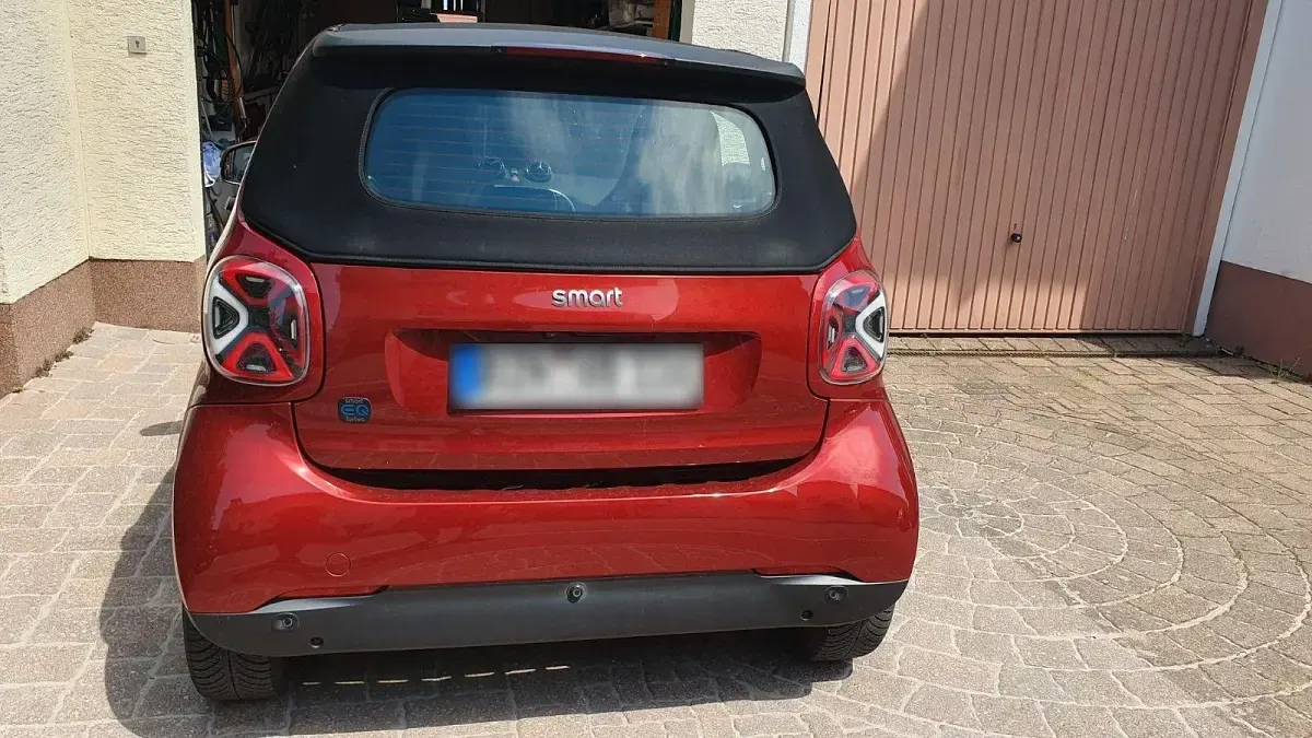 Gebraucht Smart ForTwo Coupé 60 kW (82 PS) 2023 Rot Cabrio