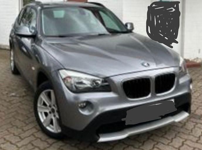Andere außenfarben Gebraucht 2011 BMW X1 Sport Line SUV | 8.800 € (Fairer Preis) - Bild 1/4