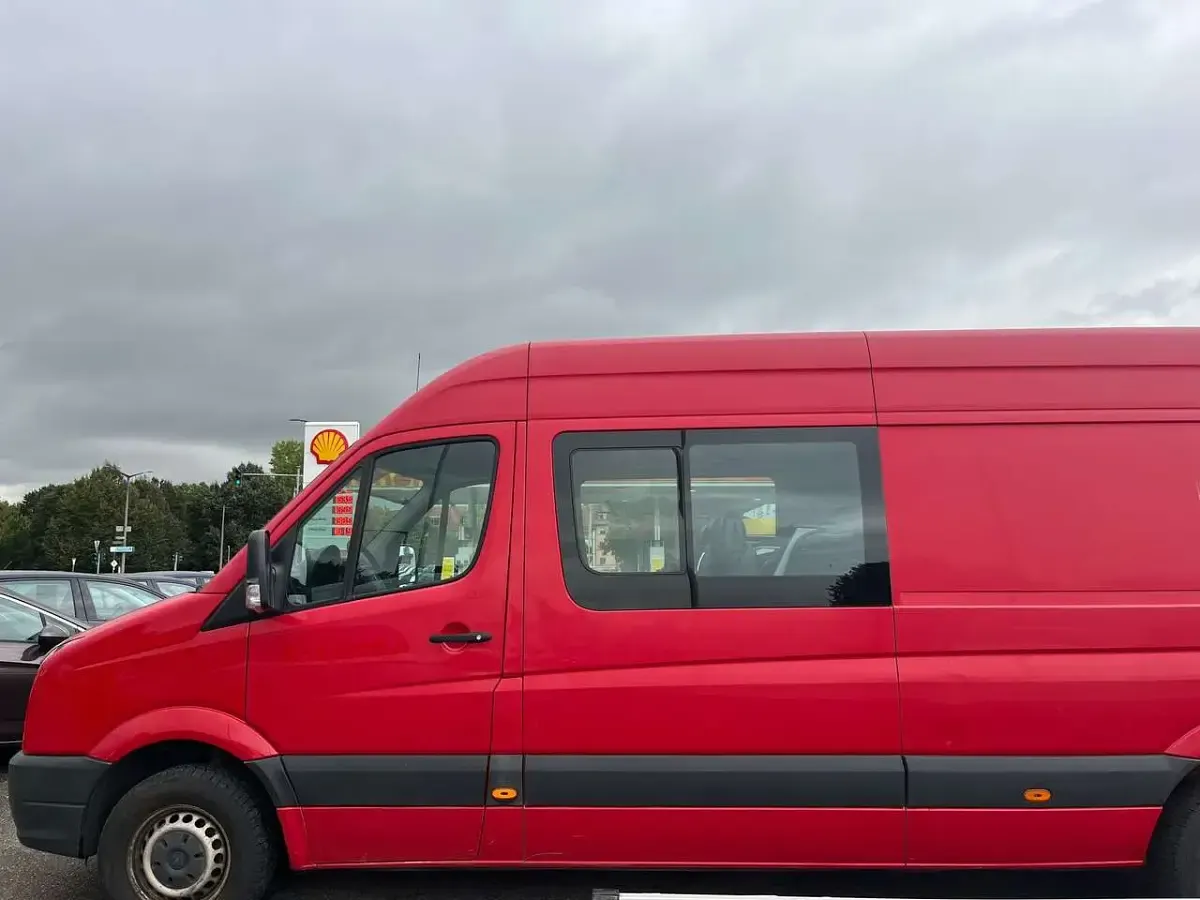 Używany VW Crafter 163 KM (119 kW) 2017 Czerwony Van