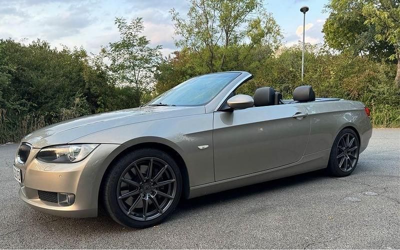 Andere farben Gebraucht 2009 BMW 330 Cabriolet Cabrio | 15.850 € (Fairer Preis) - Bild 1/4