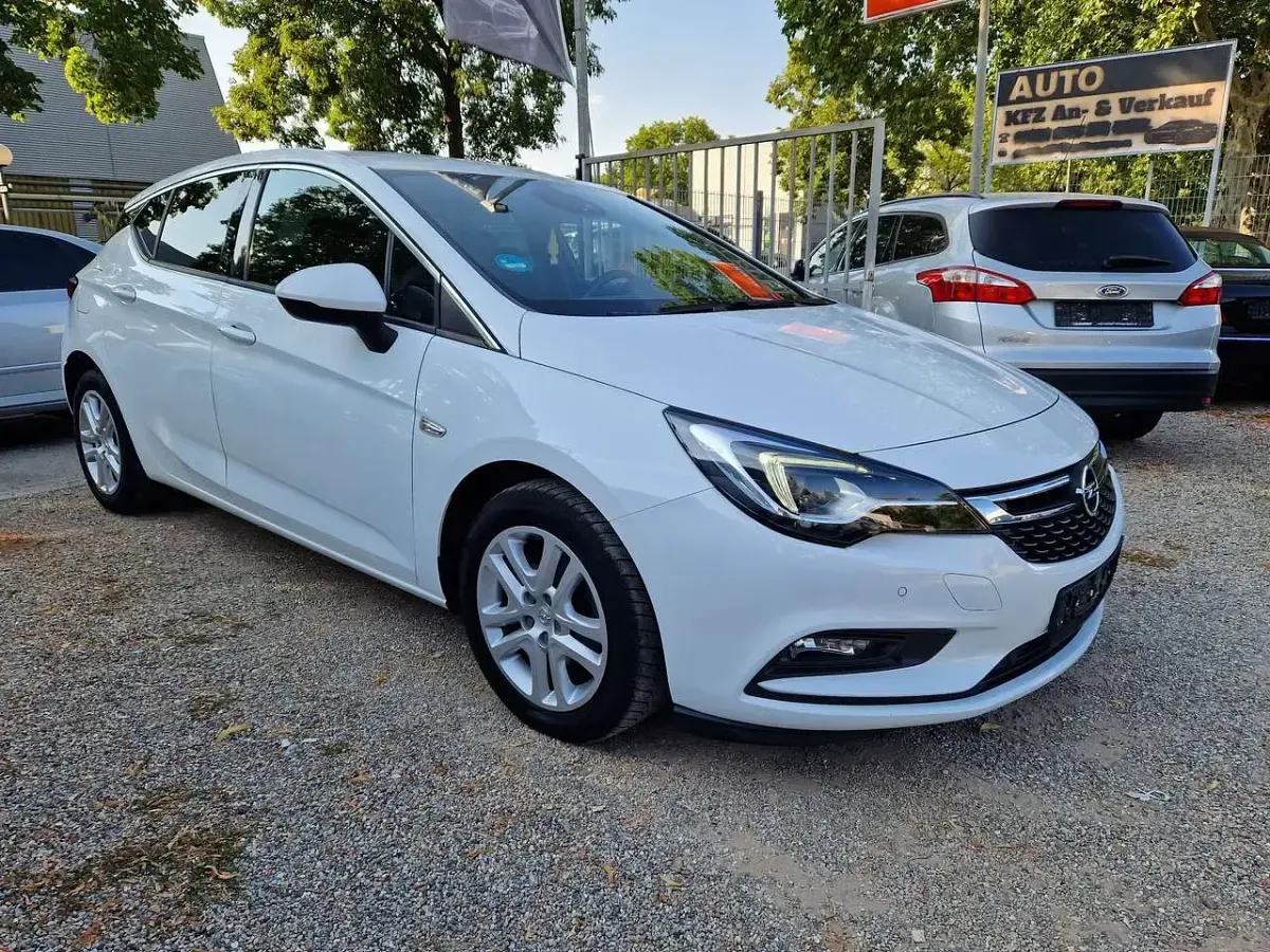 Gebraucht Opel Astra OPC 160 PS (117 kW) 2018 Schneeweiss/summitwhite/arctic Kleinwagen