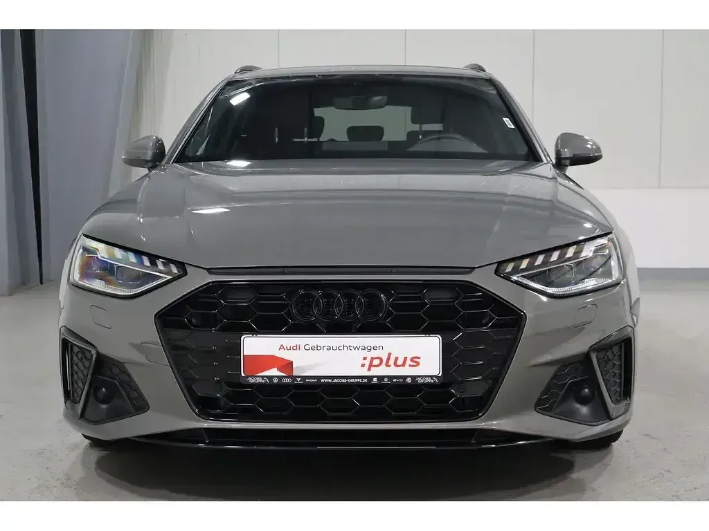 Usata Audi A4 S-Line 150 CV (110 kW) 2025 Grigio Berlina