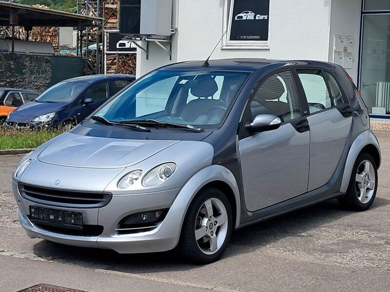 Silber Gebraucht 2005 Smart ForFour Passion Limousine | 2.490 € (Fairer Preis) - Bild 1/4