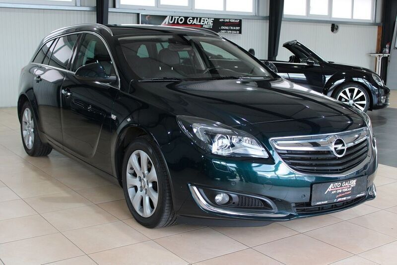 Grün Gebraucht 2016 Opel Insignia Limousine | 11.540 € (Fairer Preis) - Bild 1/4