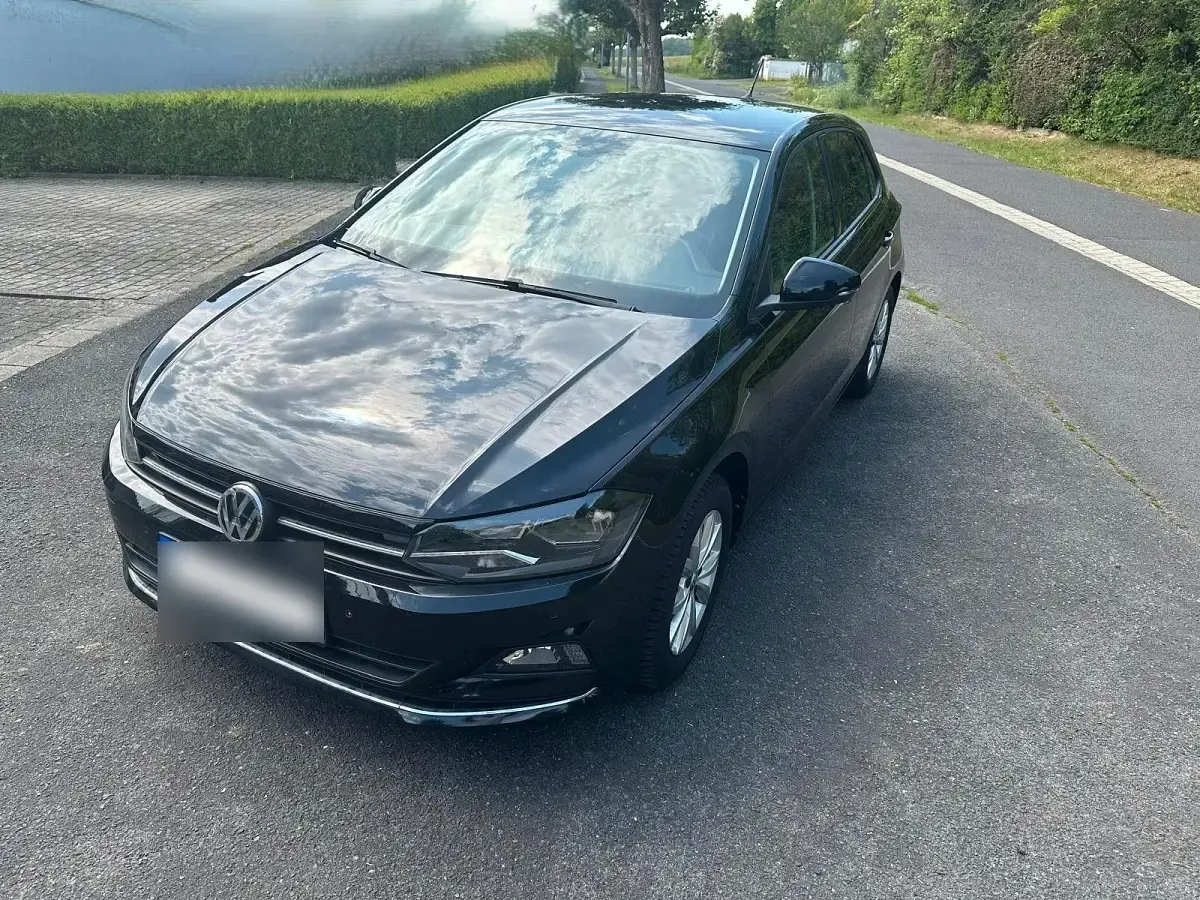 Gebraucht VW Polo Highline 95 PS (69 kW) 2018 Schwarz Kleinwagen