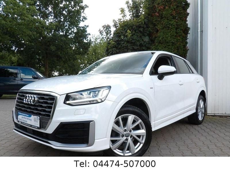Weiß Gebraucht 2019 Audi Q2 Sport SUV | 19.490 € (Guter Preis) - Bild 1/4