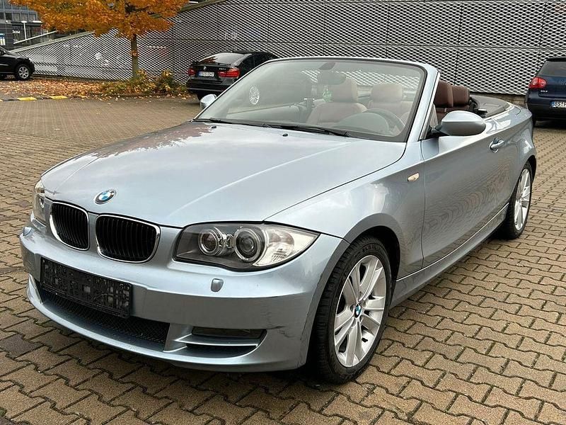 Silber Gebraucht 2009 BMW 120 Cabriolet Cabrio | 6.999 € (Fairer Preis) - Bild 1/4