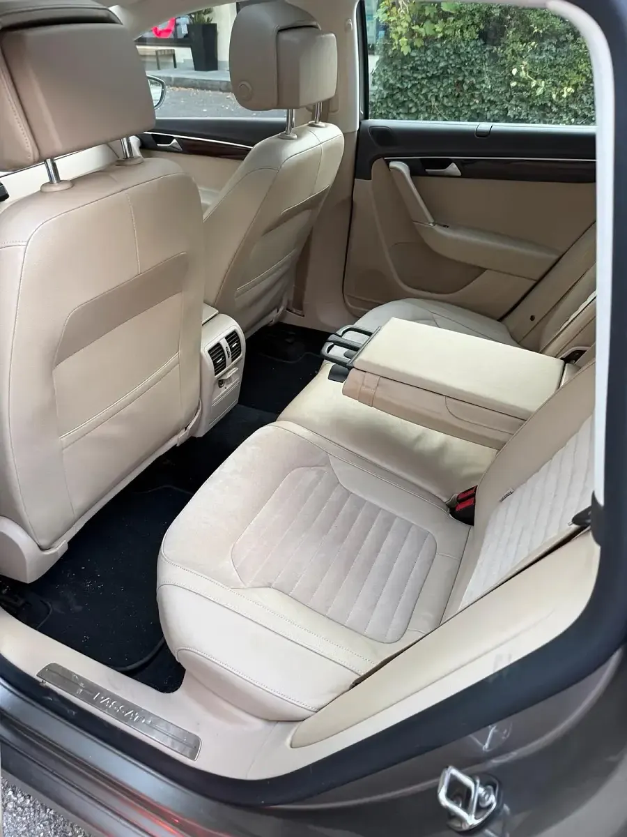 Gebraucht VW Passat Exclusive 177 PS (130 kW) 2013 Beige Kombi