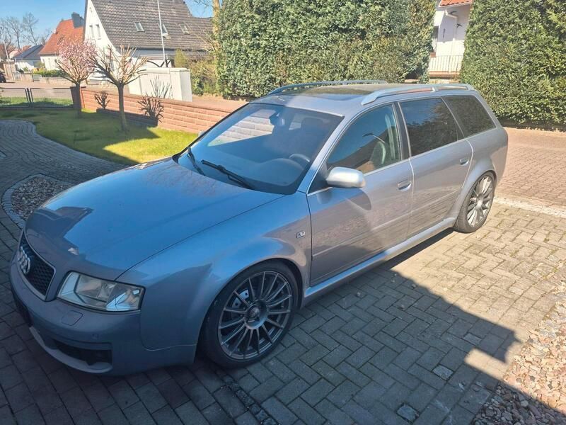 Grün Gebraucht 2003 Audi RS6 Kombi | 15.600 € - Bild 1/4