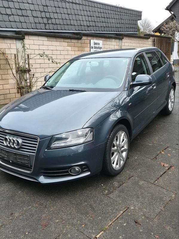 Gebraucht Audi A3 S-Line 140 PS (102 kW) 2010 Grau Kleinwagen