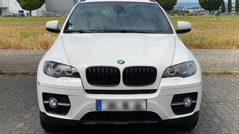Weiß Gebraucht 2011 BMW X6 Shadowline SUV | 13.000 € (Guter Preis) - Bild 1/4