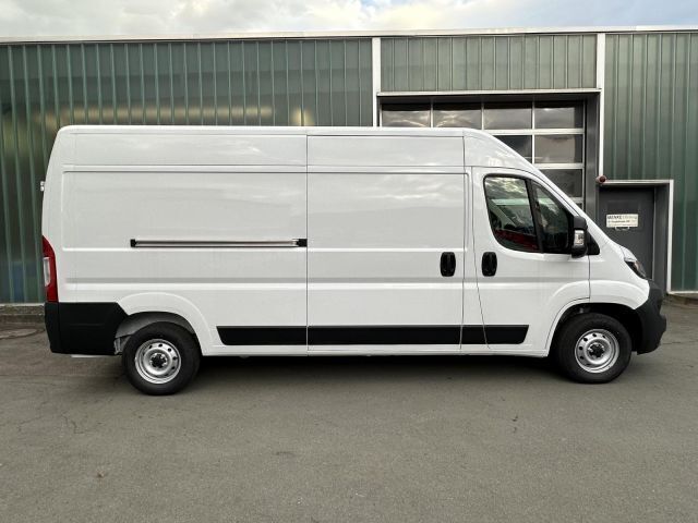 Gebraucht Fiat Ducato 140 PS (102 kW) 2024 Weiß Van