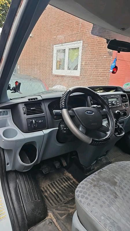 Gebraucht Ford Transit Tourneo 115 PS (84 kW) 2011 Weiß Van / Kleinbus