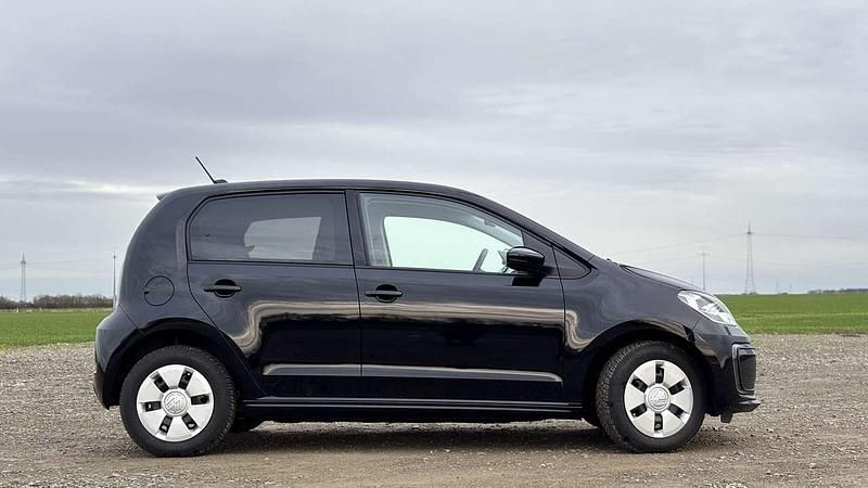 Gebraucht VW e-up! 61 kW (83 PS) 2021 Schwarz Kleinwagen