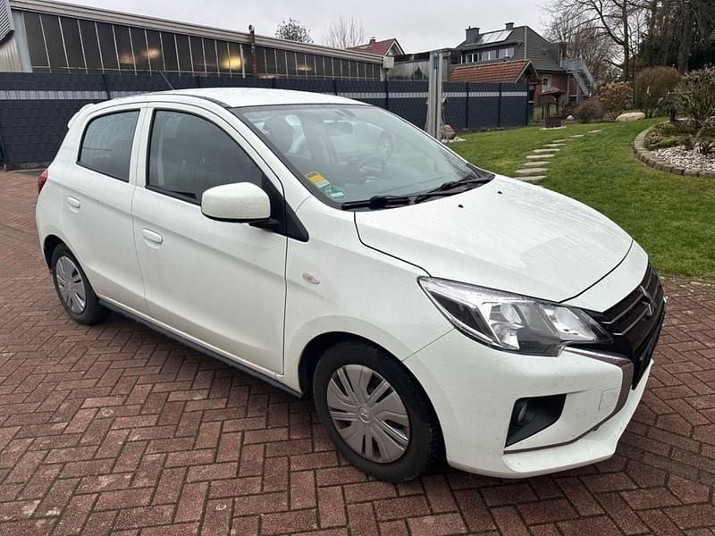 Weiß Gebraucht 2022 Mitsubishi Space Star Select+ Kleinwagen | 8.450 € (Superpreis) - Bild 1/4