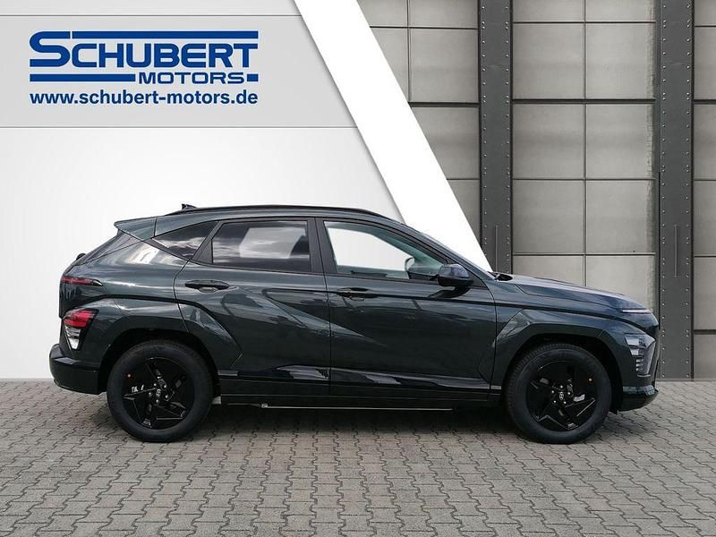 Neu Hyundai Kona Trend 150 kW (204 PS) 2025 Gruen SUV