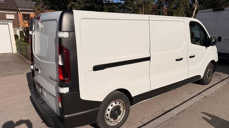 Gebraucht Renault Trafic 79 PS (58 kW) 2019 Weiß Van / Kleinbus