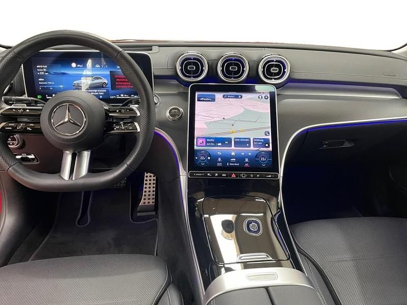 Gebraucht Mercedes C300e AMG 197 PS (144 kW) 2023 Designo patagonienrot metallic Limousine