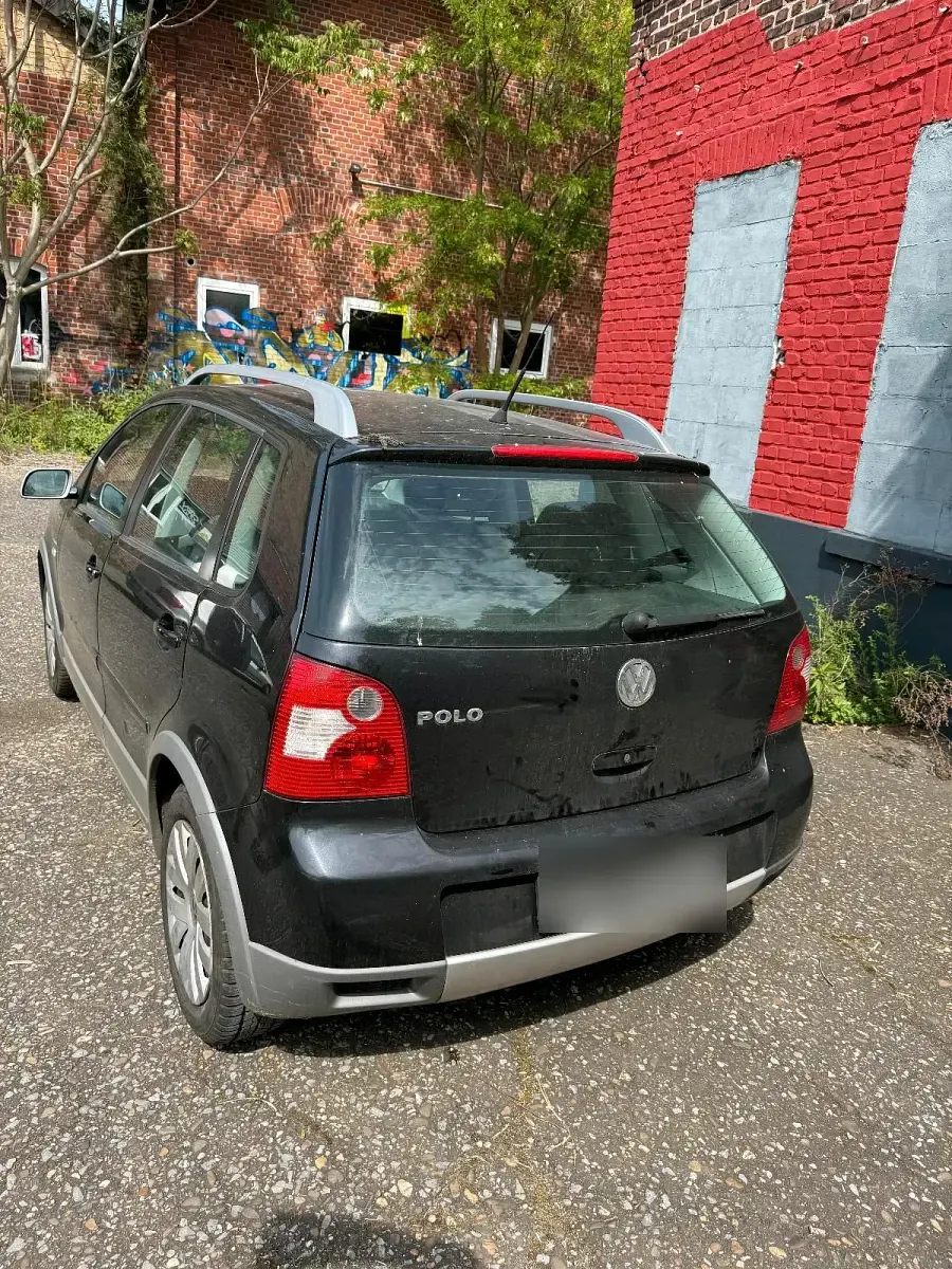 Gebraucht VW Polo Cross 75 PS (55 kW) 2005 Schwarz Kleinwagen