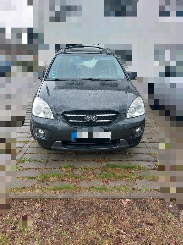 Gebraucht Kia Carens 140 PS (102 kW) 2007 Andere farben Van / Kleinbus