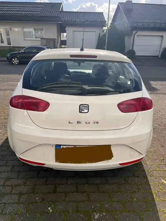 Gebraucht Seat Leon Copa 105 PS (77 kW) 2012 Weiß Limousine