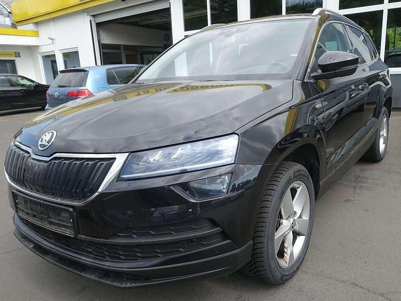 Schwarzmagic perleffekt Gebraucht 2019 Skoda Karoq Ambition SUV | 12.900 € - Bild 1/4